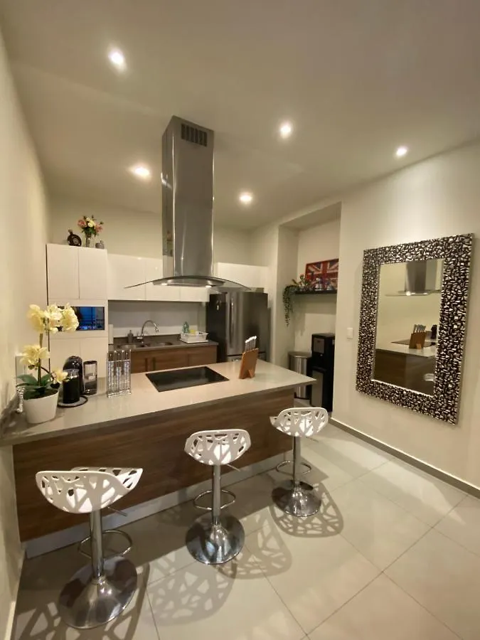 Spectacular Two Bedrooms Ph With Private Rooftop And Jacuzzi Playa del Carmen